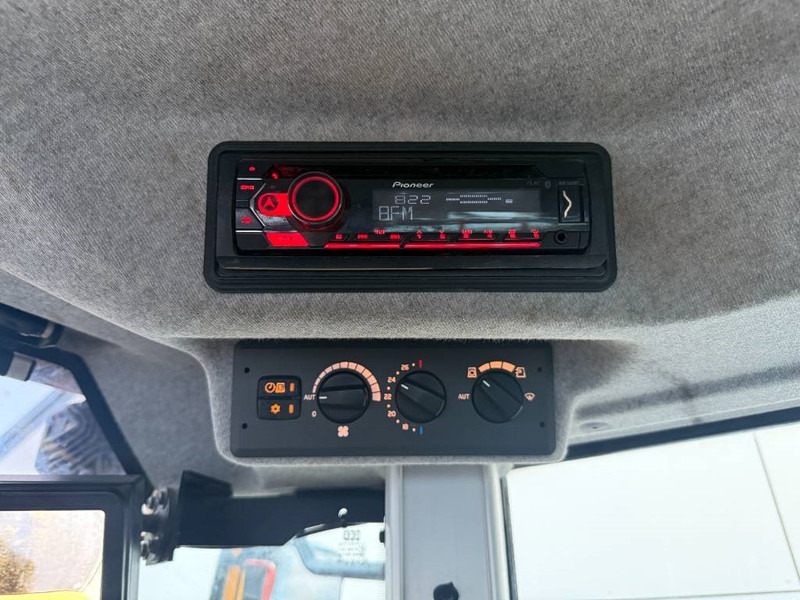 Колёсный погрузчик Volvo L120H - 3rd Function / Quick Coupler: фото 16 Колёсный погрузчик Volvo L120H - 3rd Function / Quick Coupler: фото 16