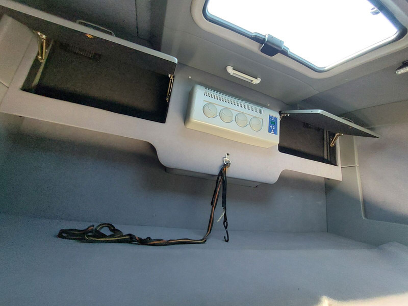 Тентованный грузовик MAN TGL 8.220: фото 19 Тентованный грузовик MAN TGL 8.220: фото 19