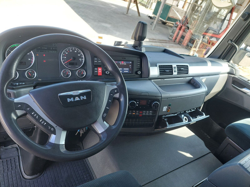 Тентованный грузовик MAN TGL 8.220: фото 14 Тентованный грузовик MAN TGL 8.220: фото 14