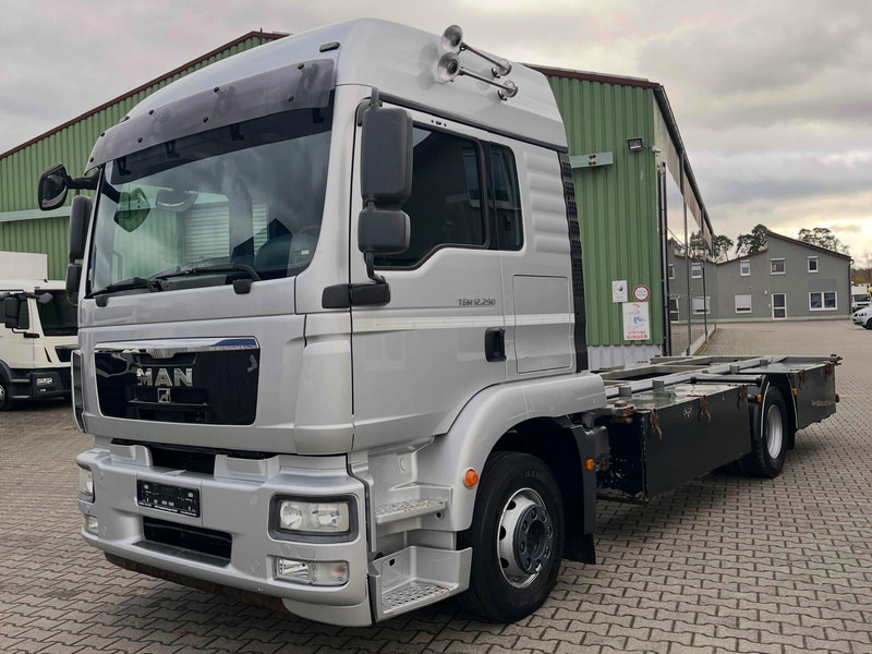 MAN TGM 12.290 BDF 4x2 Euro 5 - Грузовик-шасси: фото 1 MAN TGM 12.290 BDF 4x2 Euro 5 - Грузовик-шасси: фото 1