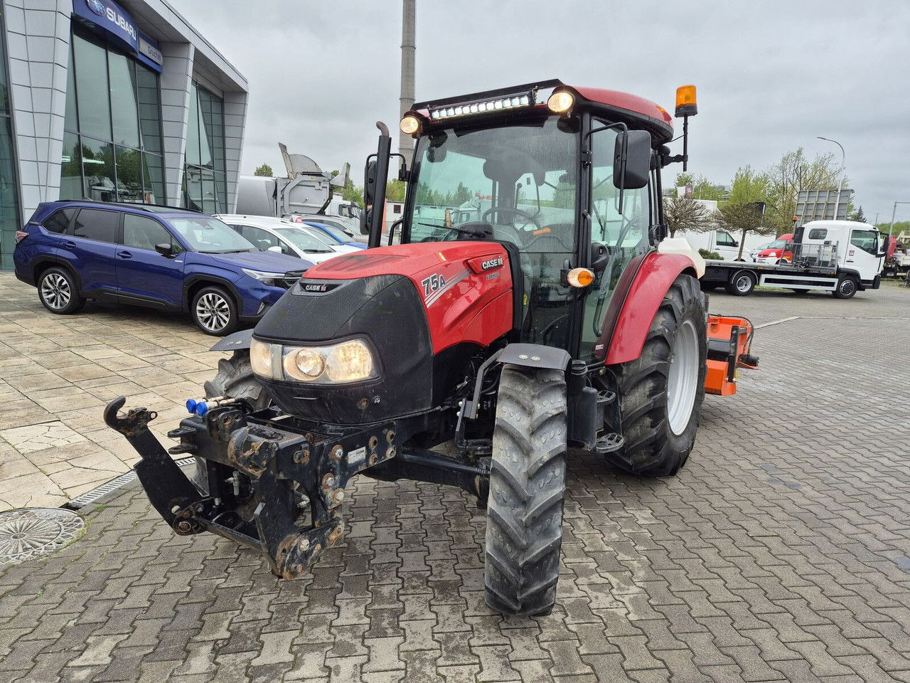 CASE IH Farmall 75 / 2022 / Only 1853 MTH / Sweeper + Plow Extra / 1 OWN - Трактор: фото 2 CASE IH Farmall 75 / 2022 / Only 1853 MTH / Sweeper + Plow Extra / 1 OWN - Трактор: фото 2