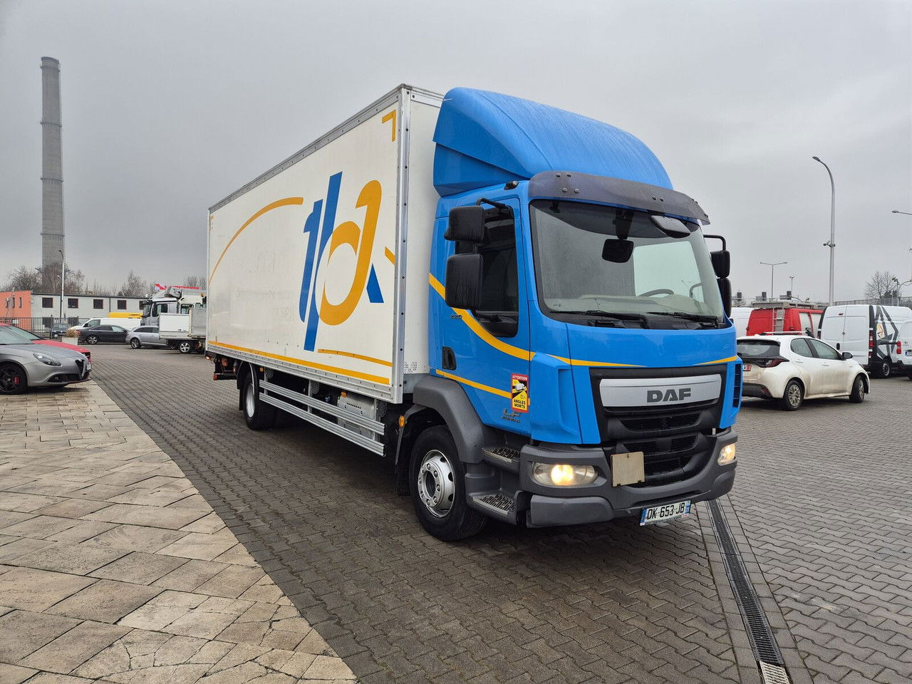 DAF LF 220 1 Owner / Serviced / Super Condition - Грузовик с закрытым кузовом: фото 1 DAF LF 220 1 Owner / Serviced / Super Condition - Грузовик с закрытым кузовом: фото 1