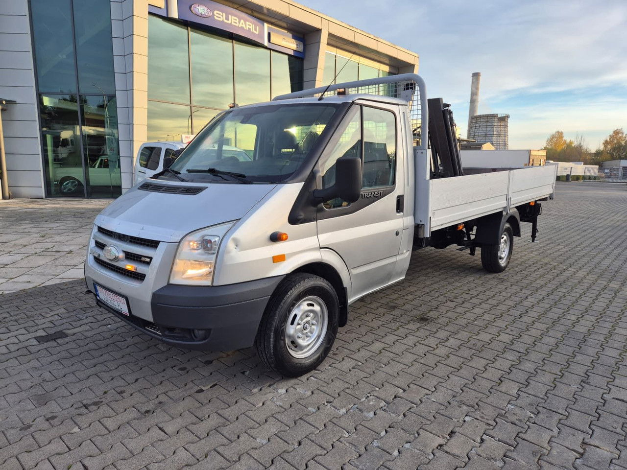 Ford Transit 350 2.4 TDCi / HDS Hiab / 1 Owner / Serviced - Малотоннажный бортовой грузовик: фото 1 Ford Transit 350 2.4 TDCi / HDS Hiab / 1 Owner / Serviced - Малотоннажный бортовой грузовик: фото 1