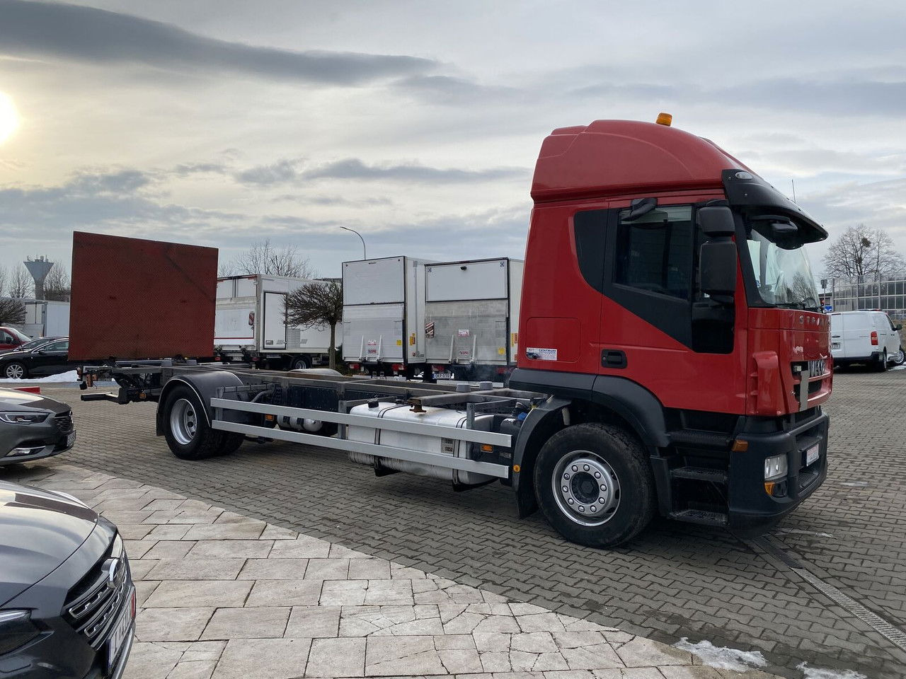IVECO Stralis 360 AT 190 / Euro 5 / NEW Service / Long Frame - Грузовик-шасси: фото 5 IVECO Stralis 360 AT 190 / Euro 5 / NEW Service / Long Frame - Грузовик-шасси: фото 5