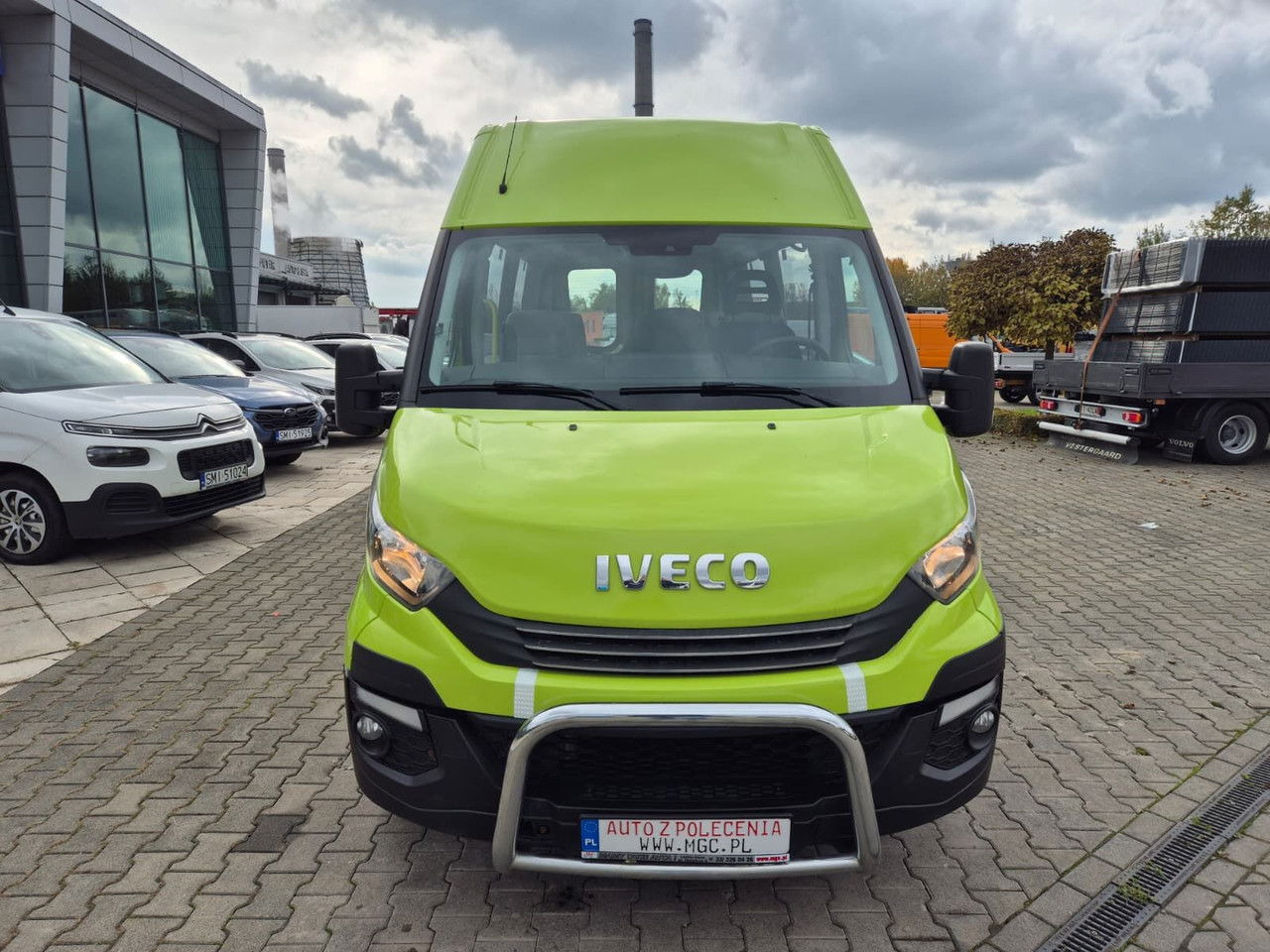 Iveco Daily 35S12 Hi-Matic / 10 Seats / Super Condition - Микроавтобус, Пассажирский фургон: фото 3 Iveco Daily 35S12 Hi-Matic / 10 Seats / Super Condition - Микроавтобус, Пассажирский фургон: фото 3