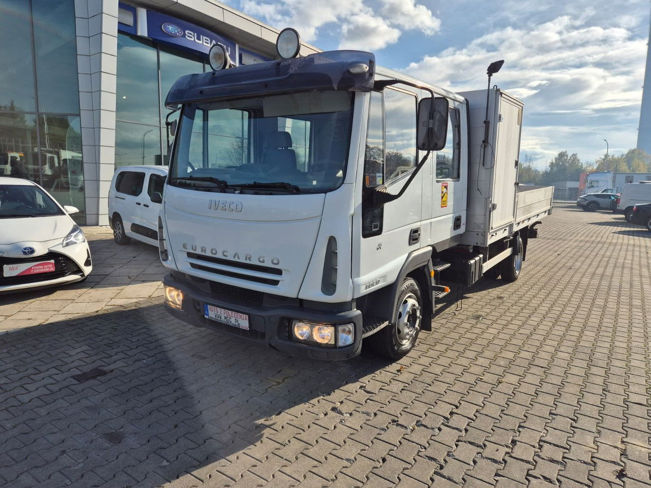 Iveco Eurocargo ML80E17 / 6 Seats / Serviced / 1 Owner - Грузовик бортовой/ Платформа, Автоманипулятор: фото 2 Iveco Eurocargo ML80E17 / 6 Seats / Serviced / 1 Owner - Грузовик бортовой/ Платформа, Автоманипулятор: фото 2