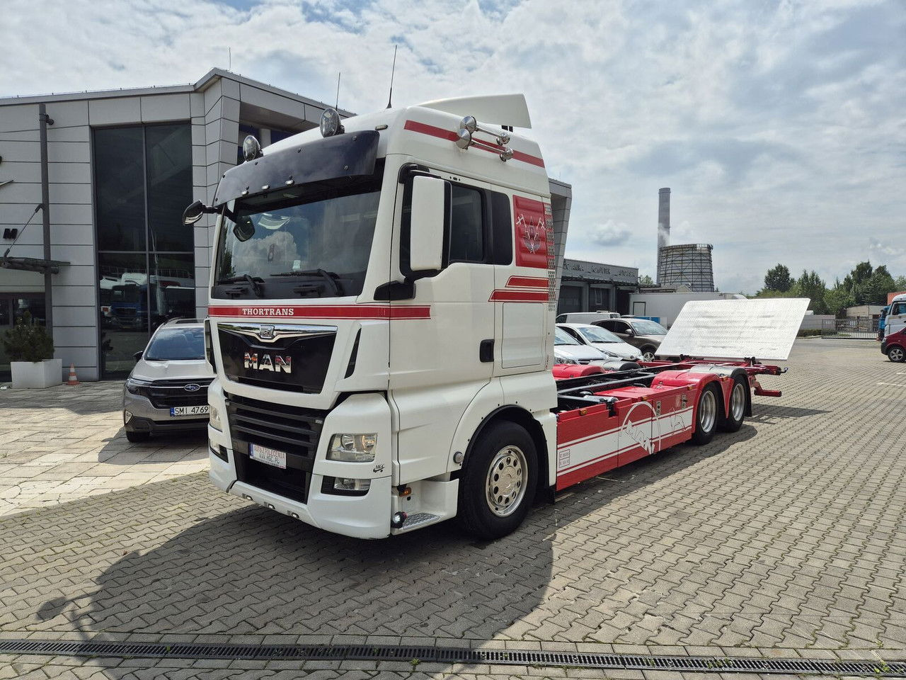 MAN TGX 28 28.420 , 6x2-2 LL + Trailer HFR KM 20 - Грузовик-контейнеровоз/ Сменный кузов: фото 3 MAN TGX 28 28.420 , 6x2-2 LL + Trailer HFR KM 20 - Грузовик-контейнеровоз/ Сменный кузов: фото 3