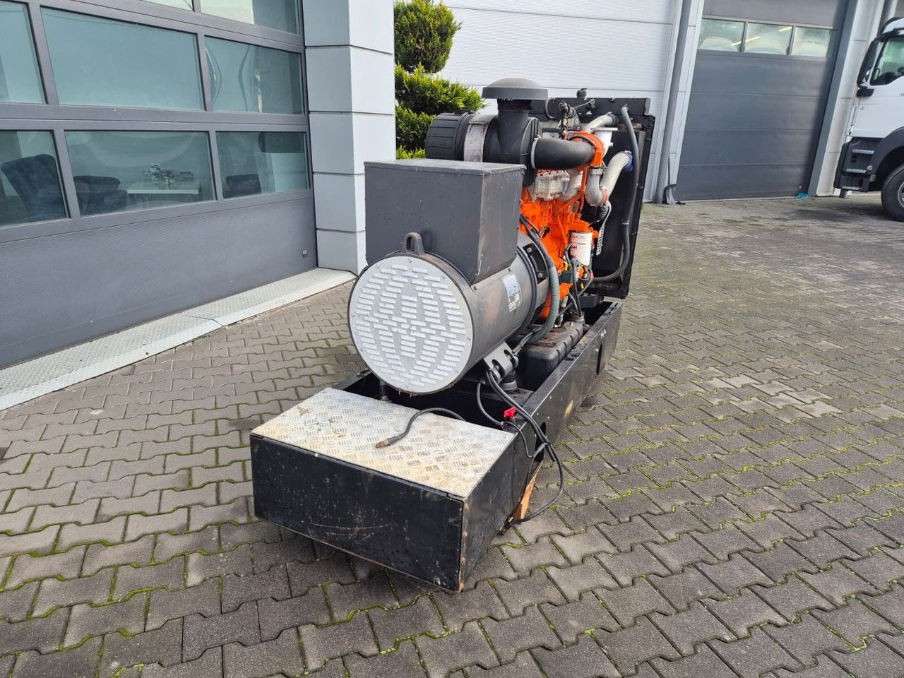 Mecc Alte ECP34 2S4 - FTP Engine,126kVA,New oils, filters, L Mecc Alte ECP34 2S4 - FTP Engine,126kVA,New oils, filters, Like New - Электрогенератор: фото 5 Mecc Alte ECP34 2S4 - FTP Engine,126kVA,New oils, filters, L Mecc Alte ECP34 2S4 - FTP Engine,126kVA,New oils, filters, Like New - Электрогенератор: фото 5