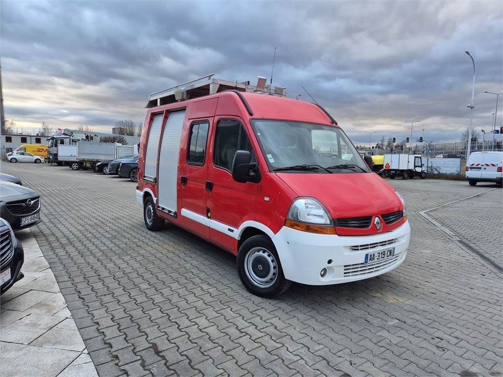 Renault Master 2.5 DCi / ONLY 25TKM!!! / LIKE NEW / WE HAV - Пожарная машина: фото 5 Renault Master 2.5 DCi / ONLY 25TKM!!! / LIKE NEW / WE HAV - Пожарная машина: фото 5