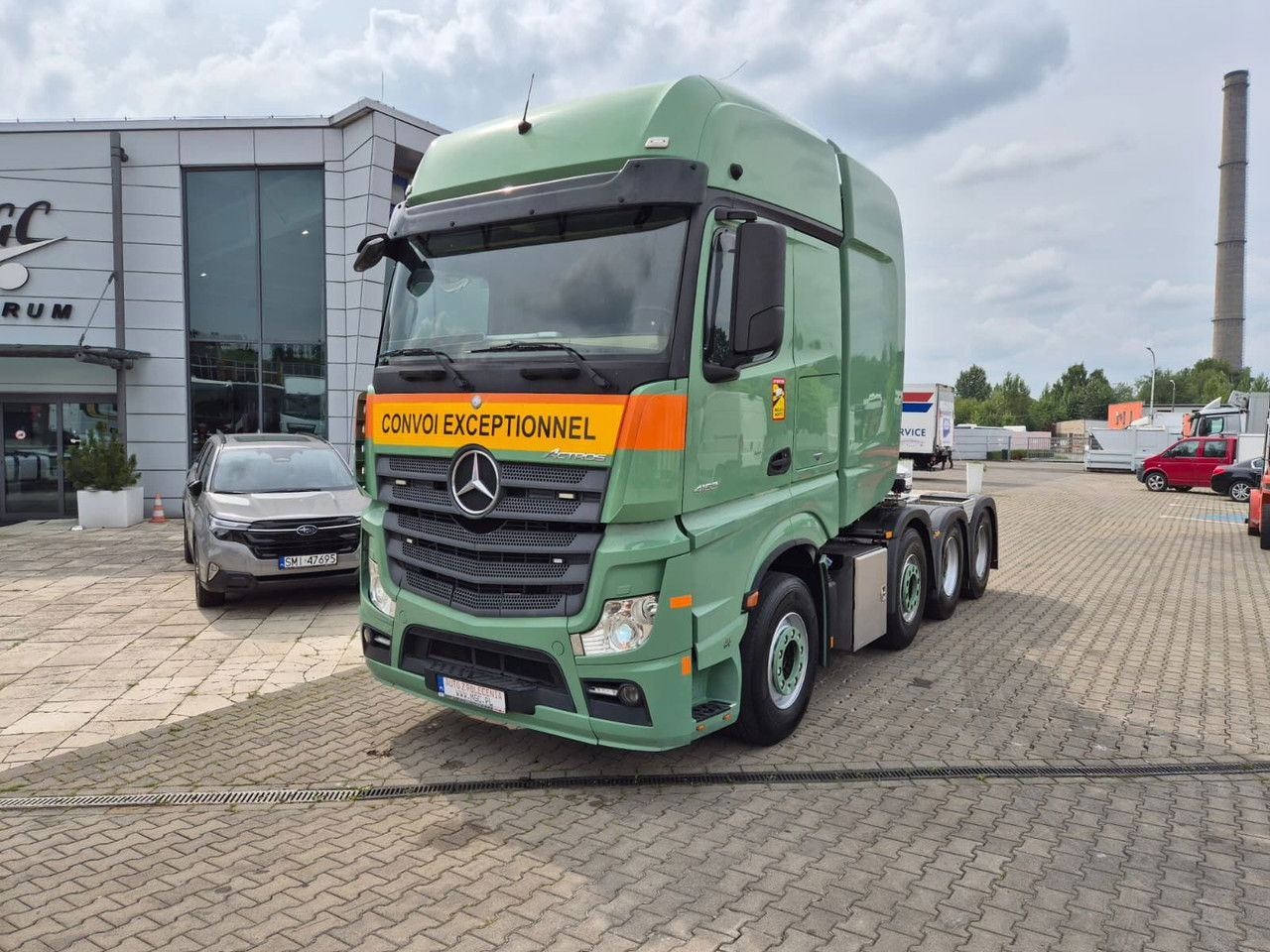 Mercedes-Benz Actros 4163 8X4 / 1 Owner / LOW KM / Super Condition - Тягач: фото 2 Mercedes-Benz Actros 4163 8X4 / 1 Owner / LOW KM / Super Condition - Тягач: фото 2