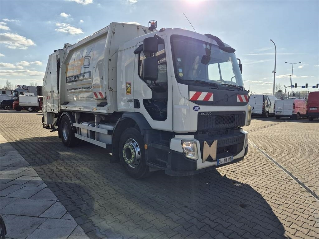 Volvo FE 280 / 13M3 / GEESINKNORBA / EURO 6 / 3 SEATS - Мусоровоз: фото 4 Volvo FE 280 / 13M3 / GEESINKNORBA / EURO 6 / 3 SEATS - Мусоровоз: фото 4