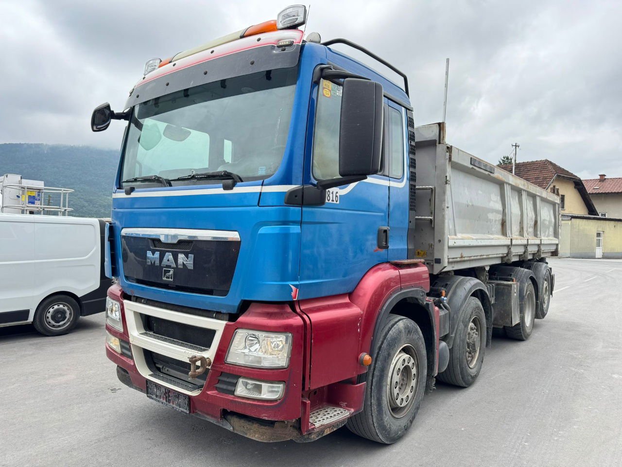 MAN TGS 35.480 8x4 HL-6 bordmatic tipper - euro 5 - Самосвал: фото 1 MAN TGS 35.480 8x4 HL-6 bordmatic tipper - euro 5 - Самосвал: фото 1