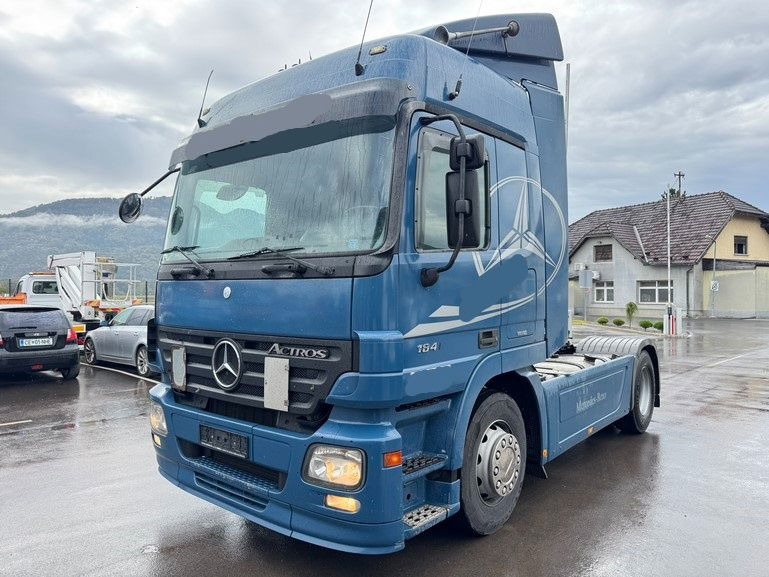 Mercedes-Benz Actros 1841 LS 4x2 tractor unit - retarder - Тягач: фото 1 Mercedes-Benz Actros 1841 LS 4x2 tractor unit - retarder - Тягач: фото 1