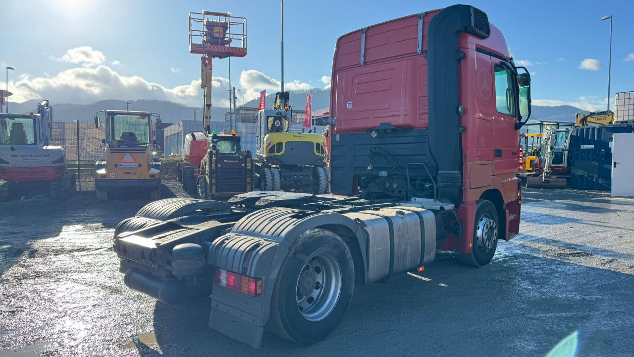 Mercedes-Benz Actros 1844 LS 4x2 tractor unit - retarder - Тягач: фото 4 Mercedes-Benz Actros 1844 LS 4x2 tractor unit - retarder - Тягач: фото 4