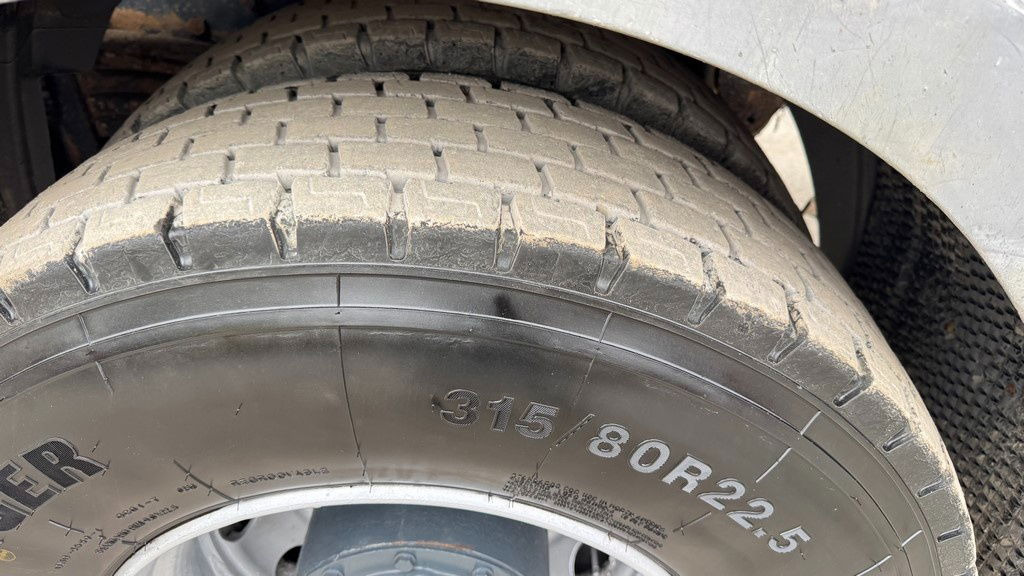 Тягач Mercedes-Benz Actros 3346 S 6X4 Tractor Unit - Complete Spring: фото 15 Тягач Mercedes-Benz Actros 3346 S 6X4 Tractor Unit - Complete Spring: фото 15