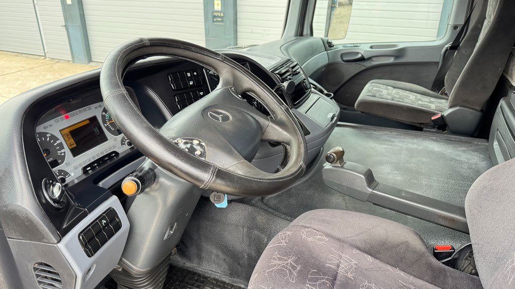 Тягач Mercedes-Benz Actros 3346 S 6X4 Tractor Unit - Complete Spring: фото 25 Тягач Mercedes-Benz Actros 3346 S 6X4 Tractor Unit - Complete Spring: фото 25