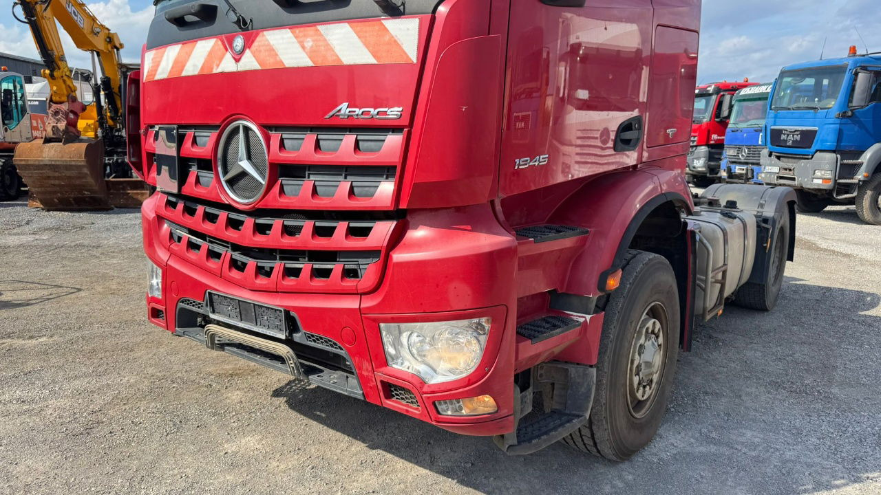 Mercedes-Benz Arocs 1945 HAD 4X4 tractor unit - tipper hydraulics - retarder - Тягач: фото 2 Mercedes-Benz Arocs 1945 HAD 4X4 tractor unit - tipper hydraulics - retarder - Тягач: фото 2