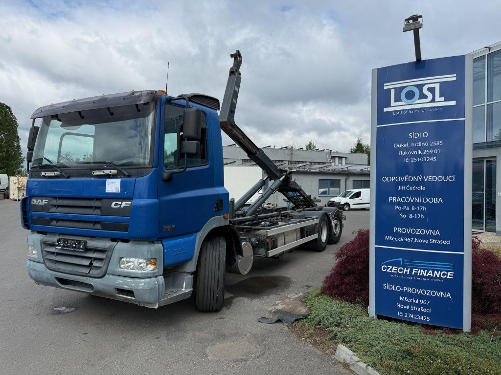DAF CF85.380 6x2 EURO 3 - Крюковой мультилифт: фото 1 DAF CF85.380 6x2 EURO 3 - Крюковой мультилифт: фото 1