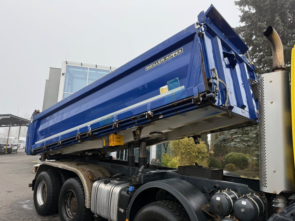 Iveco AD340T45 Trakker 8x4 Euro 6 - Самосвал: фото 3 Iveco AD340T45 Trakker 8x4 Euro 6 - Самосвал: фото 3