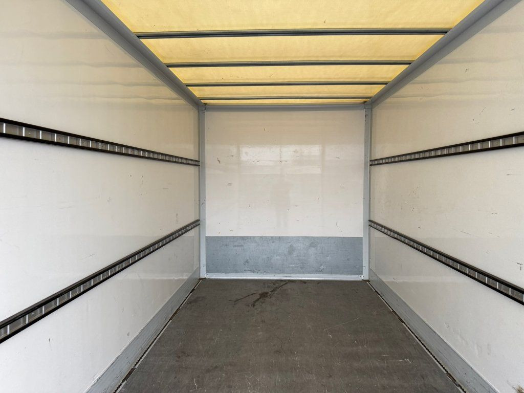 Малотоннажный фургон Iveco Daily 35C16: фото 16