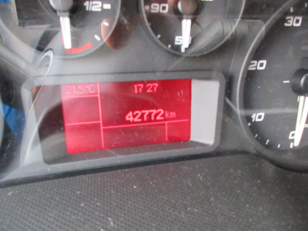 Малотоннажный фургон Iveco Daily 35C16 Iveco Daily 35C16: фото 13 Малотоннажный фургон Iveco Daily 35C16 Iveco Daily 35C16: фото 13