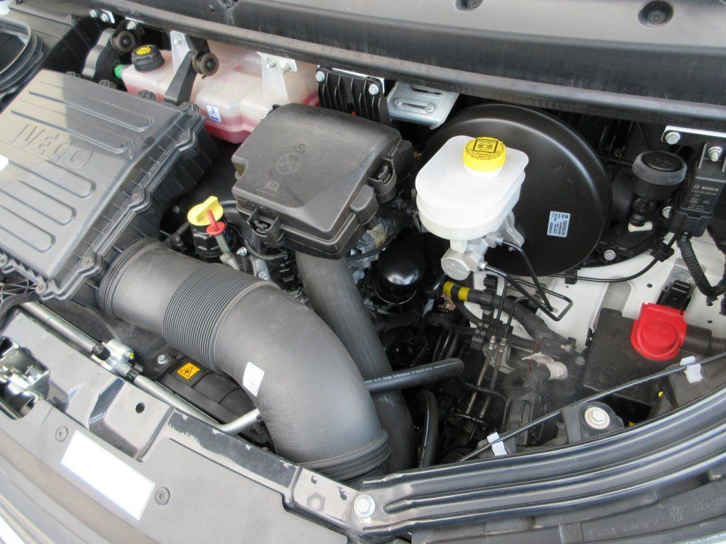 Малотоннажный фургон Iveco Daily 35C16 Iveco Daily 35C16: фото 17 Малотоннажный фургон Iveco Daily 35C16 Iveco Daily 35C16: фото 17