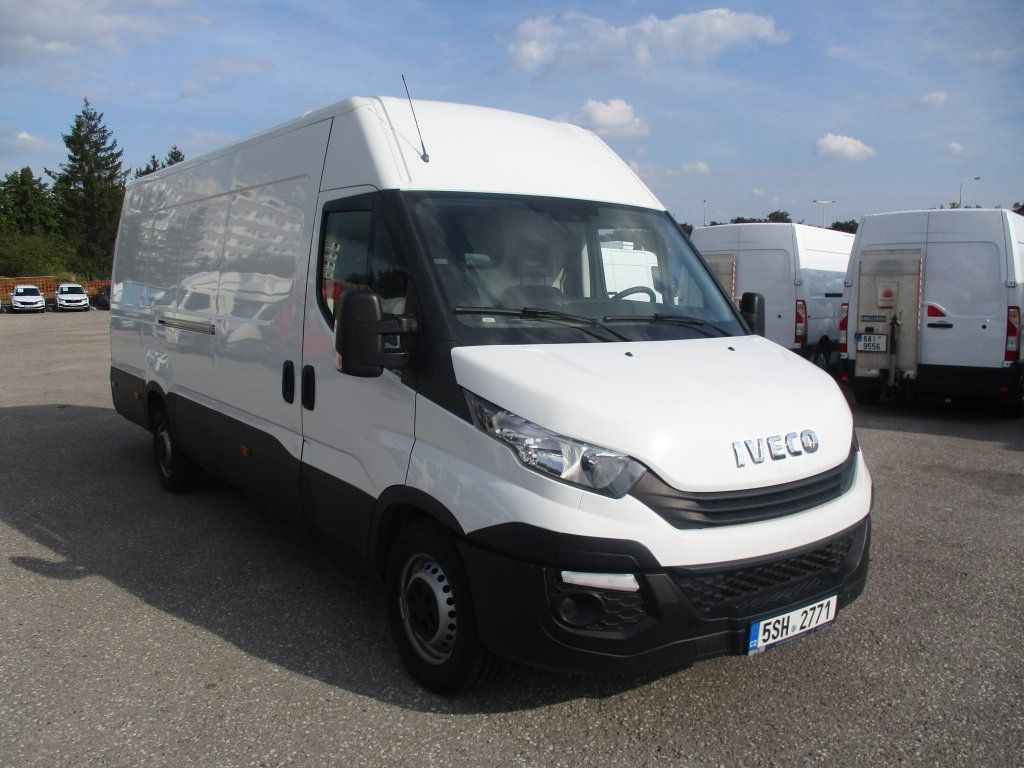 Iveco Daily 35S16 - Цельнометаллический фургон: фото 1 Iveco Daily 35S16 - Цельнометаллический фургон: фото 1
