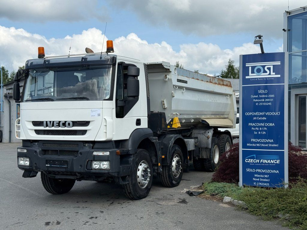 Iveco Trakker 410 S1 8x4 - Самосвал: фото 1 Iveco Trakker 410 S1 8x4 - Самосвал: фото 1