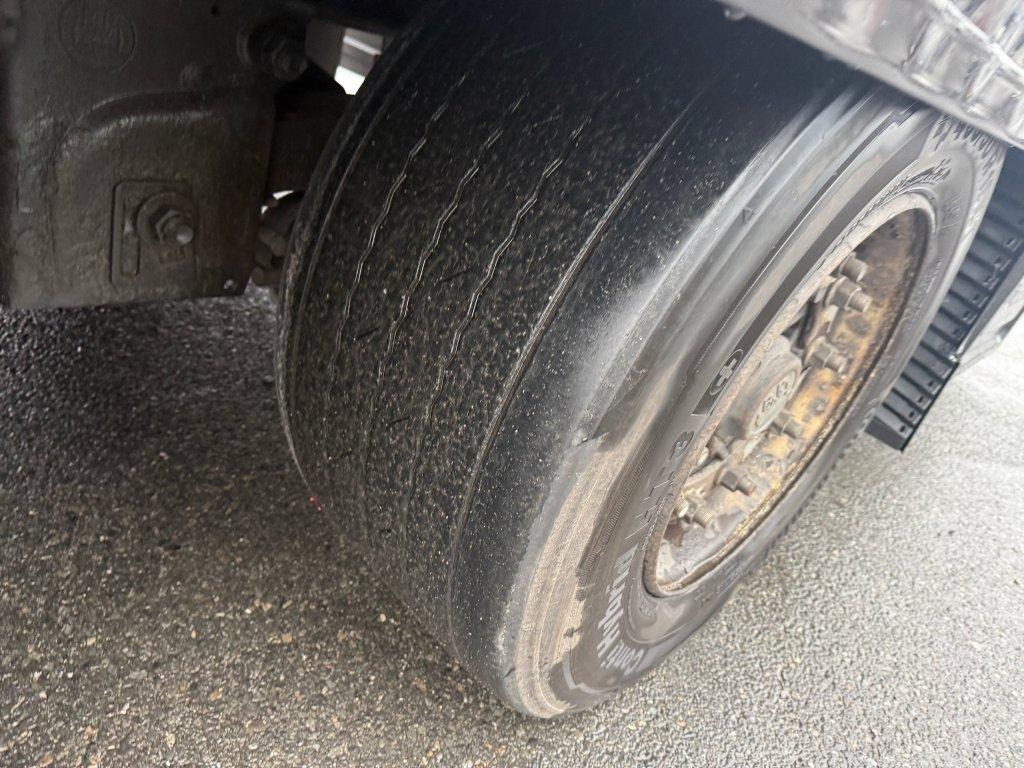 Тентованный полуприцеп Krone SD MEGA/lowdeck: фото 12