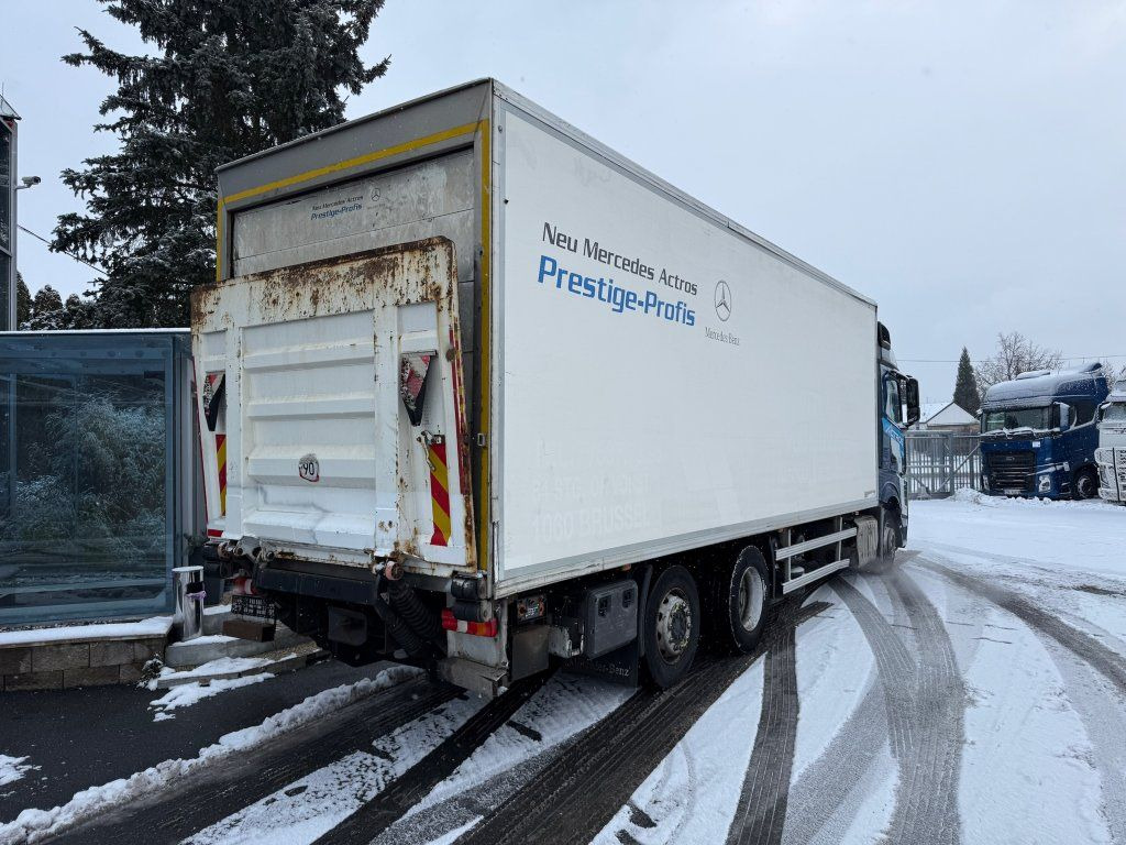 Mercedes-Benz 2542 Actros 6x2 EURO 6 - Рефрижератор: фото 4 Mercedes-Benz 2542 Actros 6x2 EURO 6 - Рефрижератор: фото 4