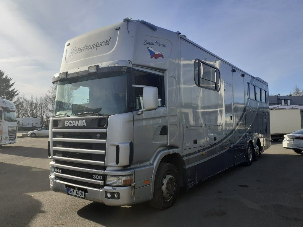 Scania 94G 300 Pferd/Horse-transport (M1 Zulassung) 6x2 - Коневоз: фото 2 Scania 94G 300 Pferd/Horse-transport (M1 Zulassung) 6x2 - Коневоз: фото 2