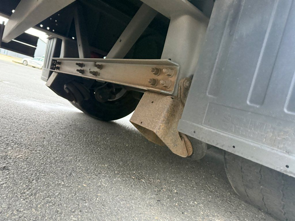 Тентованный полуприцеп Schmitz Cargobull Varios: фото 6 Тентованный полуприцеп Schmitz Cargobull Varios: фото 6