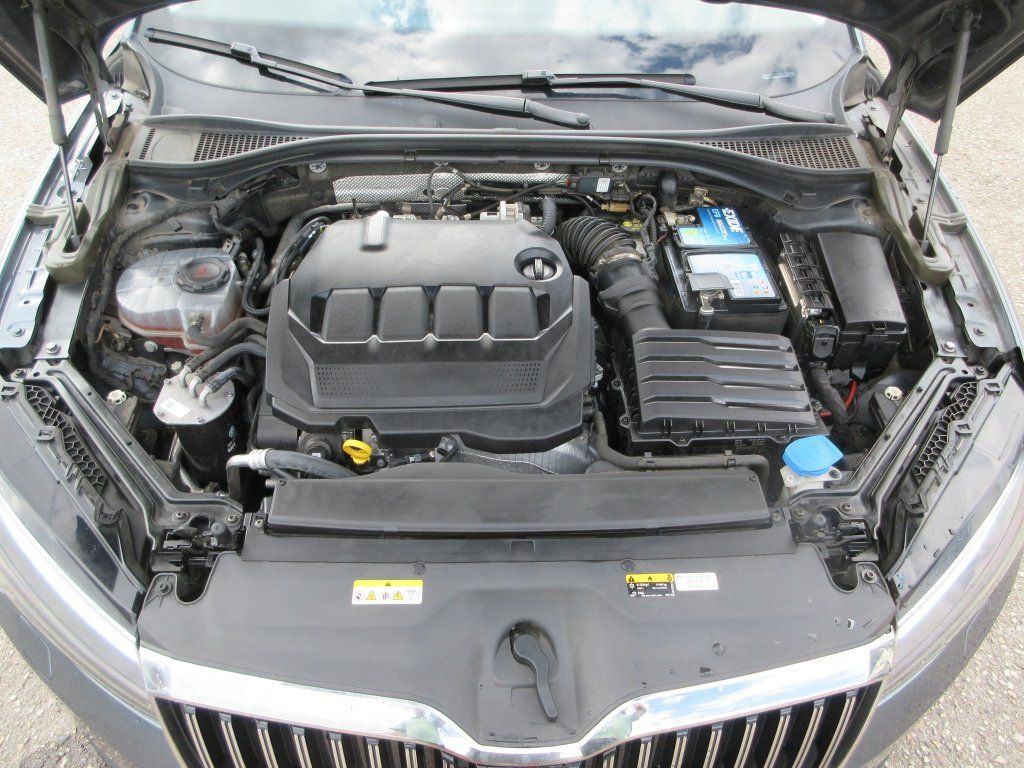Универсал Skoda 2.0 Tdi  Style: фото 19