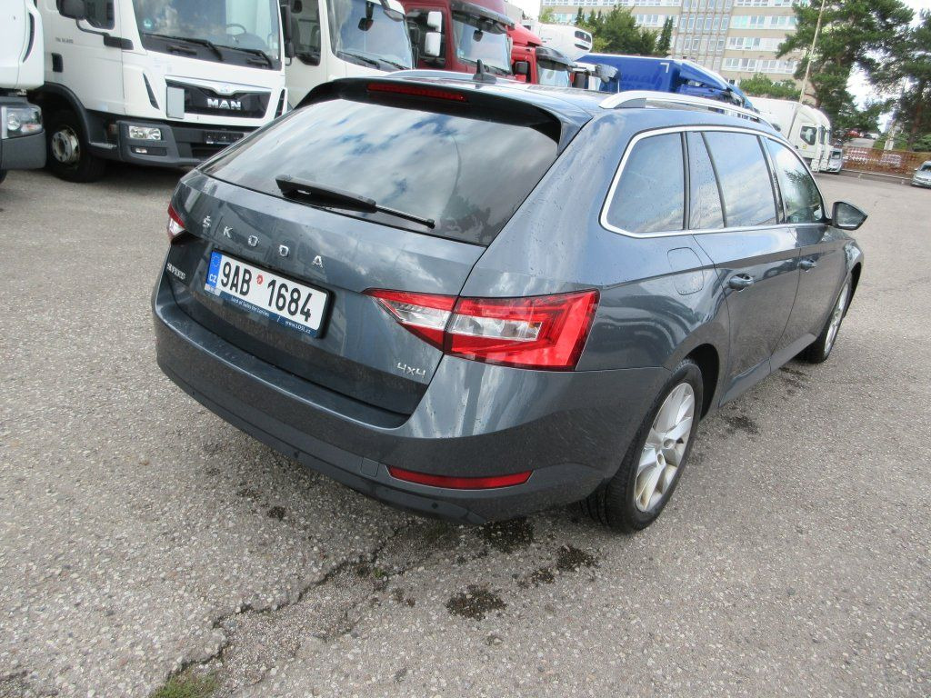 Универсал Skoda 2.0 Tdi  Style: фото 6