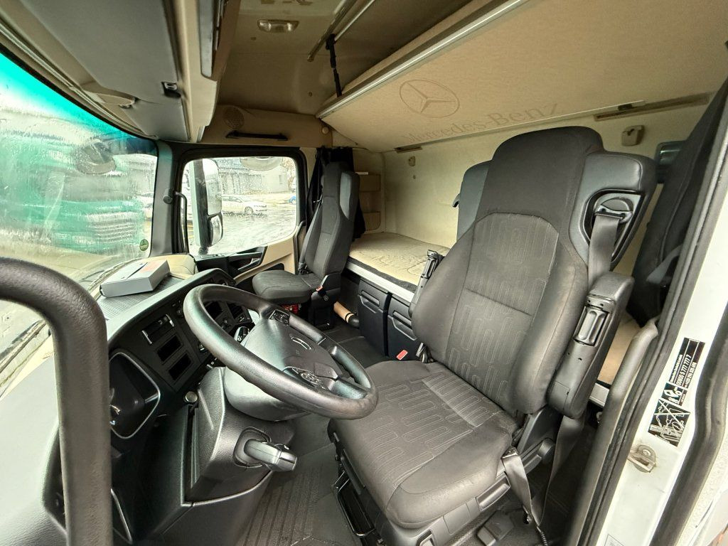 Mercedes-Benz 1845 Actros EURO 6 MEGA/lowdeck в лизинг Mercedes-Benz 1845 Actros EURO 6 MEGA/lowdeck: фото 9