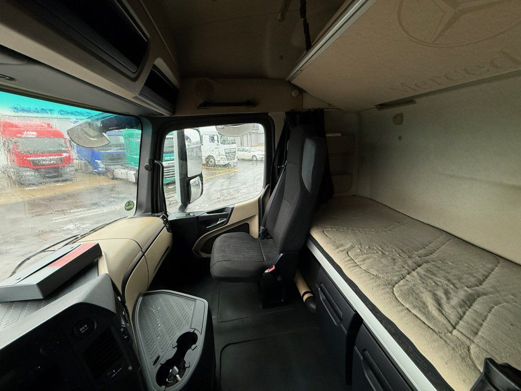 Mercedes-Benz 1845 Actros EURO 6 MEGA/lowdeck в лизинг Mercedes-Benz 1845 Actros EURO 6 MEGA/lowdeck: фото 12