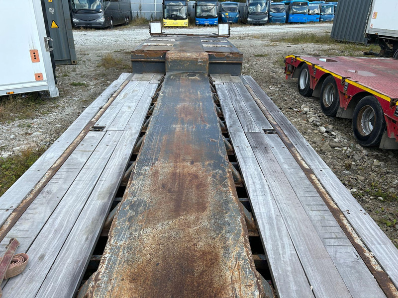 Низкорамный полуприцеп Goldhofer STZ-VL4: фото 7