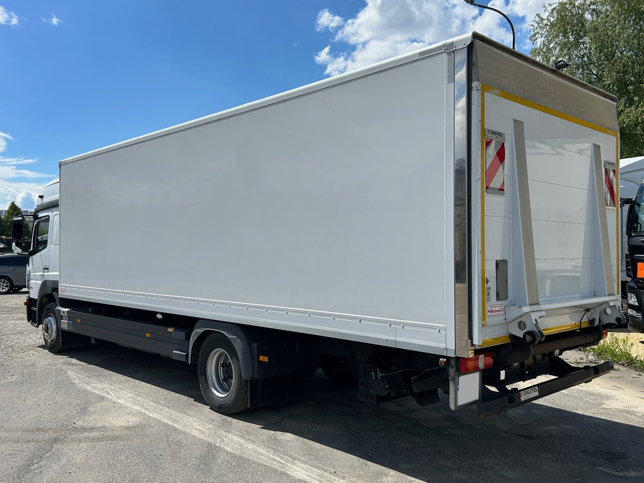 MERCEDES-BENZ ATEGO 1230 / BIGSPACE / 2020 / KOFFER 19 EPAL / LBW 2T - Грузовик с закрытым кузовом: фото 4 MERCEDES-BENZ ATEGO 1230 / BIGSPACE / 2020 / KOFFER 19 EPAL / LBW 2T - Грузовик с закрытым кузовом: фото 4