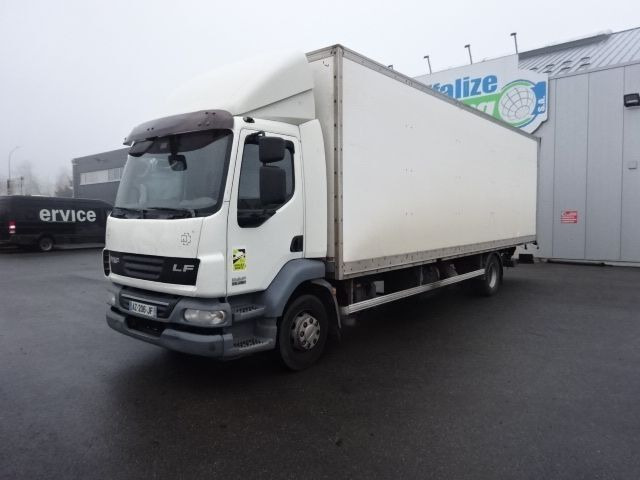 DAF LF 55 280 // broken engine - moteur cassé ! - Грузовик с закрытым кузовом: фото 1 DAF LF 55 280 // broken engine - moteur cassé ! - Грузовик с закрытым кузовом: фото 1