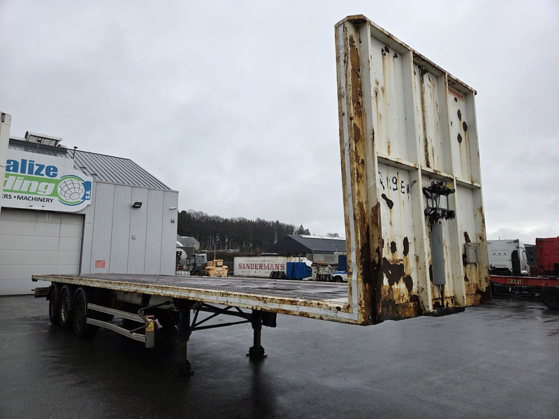 Fruehauf - Полуприцеп бортовой/ Платформа: фото 1 Fruehauf - Полуприцеп бортовой/ Платформа: фото 1