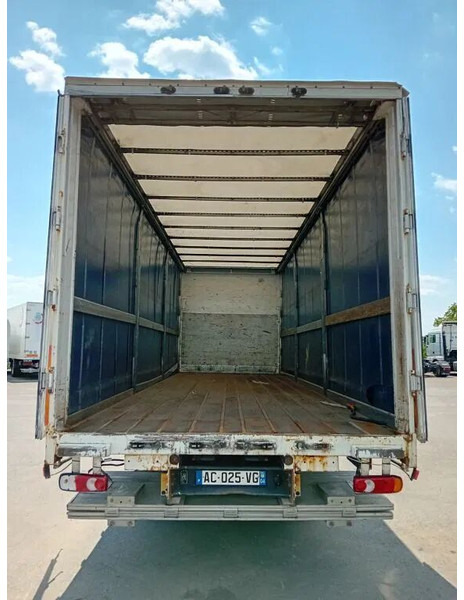 Renault Midlum 280 dxi - manual gearbox / steel suspension lames - Тентованный грузовик: фото 3 Renault Midlum 280 dxi - manual gearbox / steel suspension lames - Тентованный грузовик: фото 3