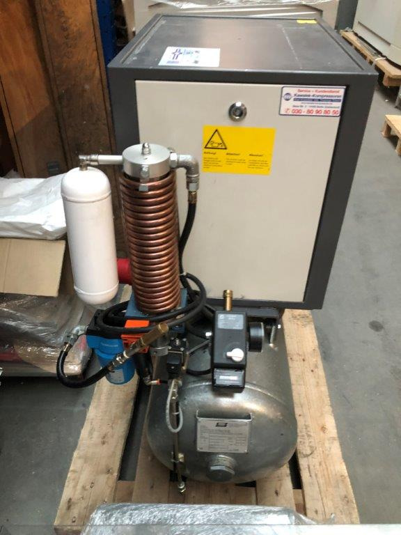 Blitz VXKE 304 - 90 Noise Enclosed Piston Compressor - Воздушный компрессор: фото 4 Blitz VXKE 304 - 90 Noise Enclosed Piston Compressor - Воздушный компрессор: фото 4
