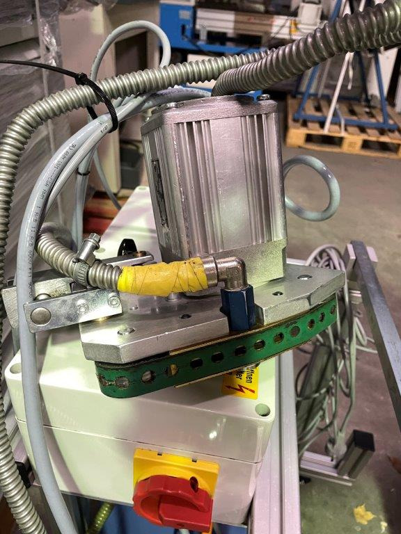 Herzog & Heymann mobile vacuum opener station with servo drive and Becker DSK 4.40 vacuum generator - Печатное оборудование: фото 3 Herzog & Heymann mobile vacuum opener station with servo drive and Becker DSK 4.40 vacuum generator - Печатное оборудование: фото 3