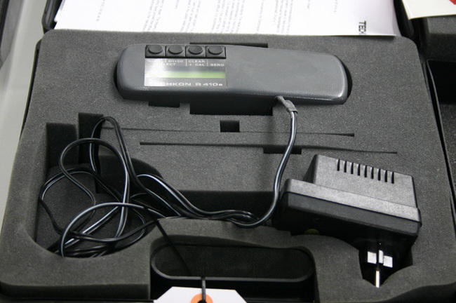 Techkon R 410 e Color incident light densitometer - Печатное оборудование: фото 1 Techkon R 410 e Color incident light densitometer - Печатное оборудование: фото 1