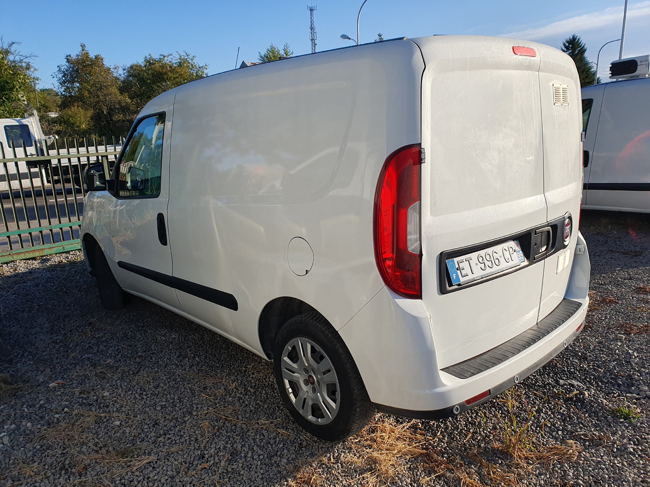 FIAT DOBLO CHLODNIA THERMOKING KLIMA EURO6 - Малотоннажный рефрижератор: фото 3 FIAT DOBLO CHLODNIA THERMOKING KLIMA EURO6 - Малотоннажный рефрижератор: фото 3