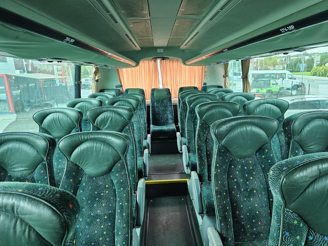 SCANIA IRIZAR CENTURY 61 OSOB KLIMA EURO5 - Туристический автобус: фото 2 SCANIA IRIZAR CENTURY 61 OSOB KLIMA EURO5 - Туристический автобус: фото 2