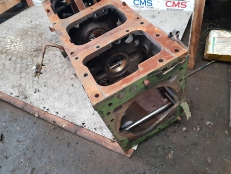 Case International 956, 1056 Rear Axle Centre Housing 1280964c2, 1289971c91 - Задняя ось для Тракторов: фото 2 Case International 956, 1056 Rear Axle Centre Housing 1280964c2, 1289971c91 - Задняя ось для Тракторов: фото 2