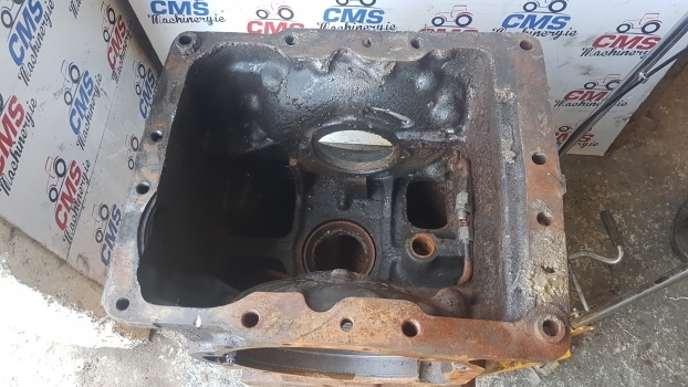 Case Mx And Mxc Rear Axle Housing 220169a1 - Задняя ось для Тракторов: фото 2 Case Mx And Mxc Rear Axle Housing 220169a1 - Задняя ось для Тракторов: фото 2