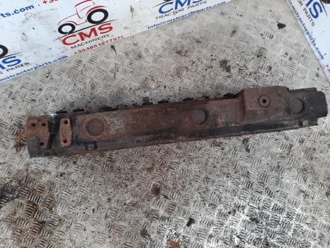 Claas Ares 600, 700, 800 Series 836 Engine Cylinder Head 6005021490 - Головка блока для Тракторов: фото 2 Claas Ares 600, 700, 800 Series 836 Engine Cylinder Head 6005021490 - Головка блока для Тракторов: фото 2