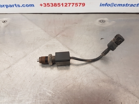 Claas Arion 640, 500, 600 Cmatic, Hexashift Brake Sensor 770006322, 835898 - Сенсор для Тракторов: фото 1 Claas Arion 640, 500, 600 Cmatic, Hexashift Brake Sensor 770006322, 835898 - Сенсор для Тракторов: фото 1